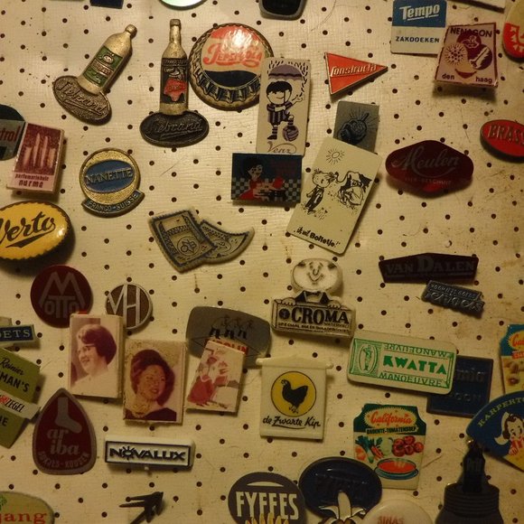 150 European hat pins / lapel pins, collection - Picture 9 of 9